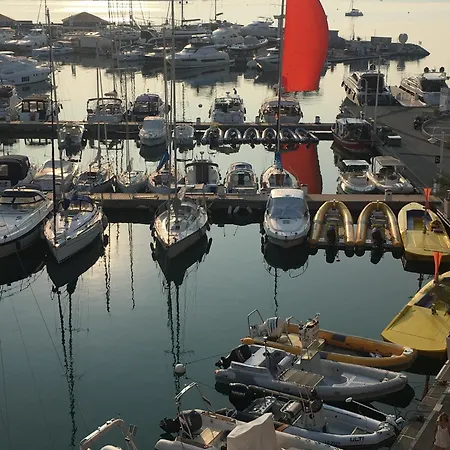 Apartment Hirondelle Port Fréjus Buitenkant foto