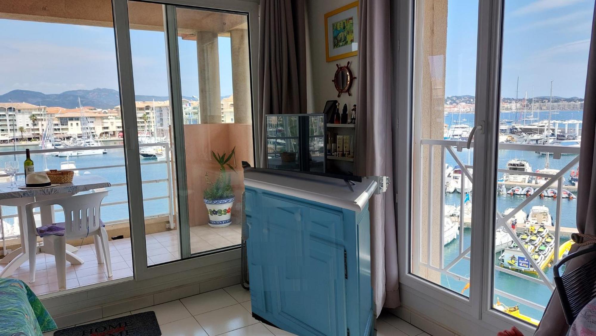 Hirondelle Port Appartement Fréjus