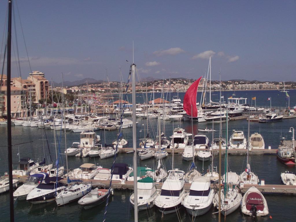 Boutique Hirondelle Port Apartment